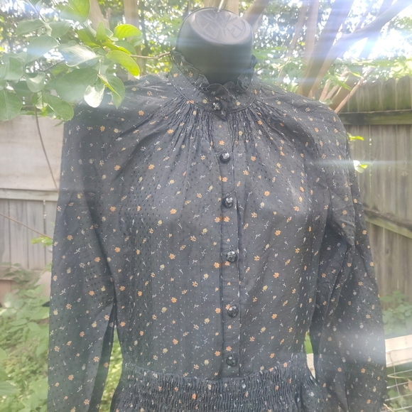 Gunne Sax Vintage Floral Smocked Waist Prairie Dress with Buttons - Picture 3 of 7